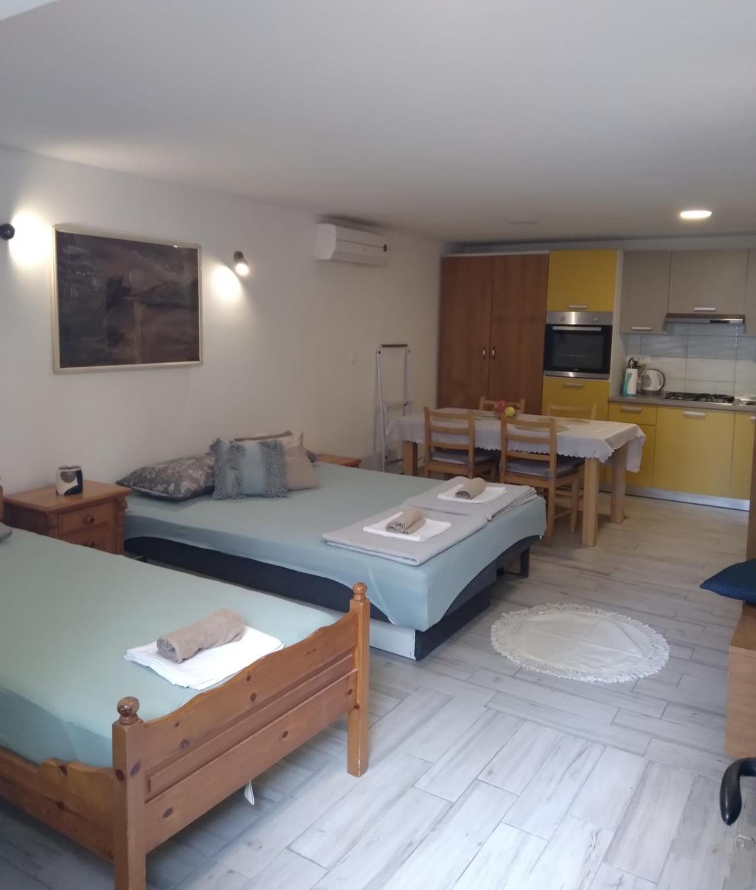 Apartments Marin 트로기르 객실 사진